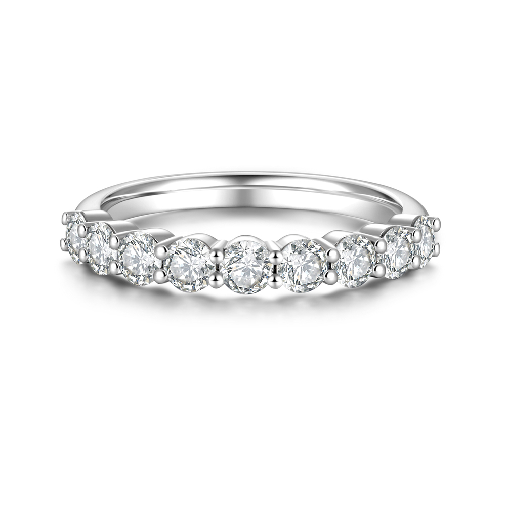Pure Radiance & Timeless Confidence: VVS Premium Diamond in 950 Platinum | The Epitome of Elegant Craftsmanship