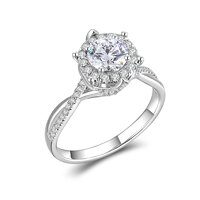 Pt950 Diamond Halo Ring | 0.63 ct D-E Color VVS Clarity Twisted Band