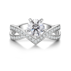Intertwine · V-Shape Diamond Ring with Openwork Setting