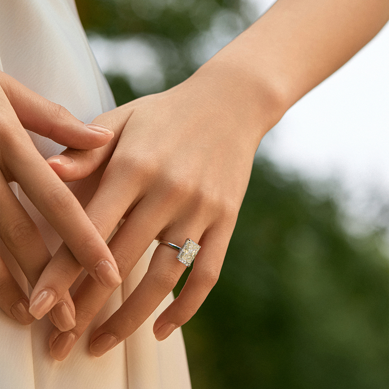 4.09 ct. tw. Radiant Cut Diamond Ring | Pt950 Platinum | D Color, VS Clarity | Classic Four-Prong Luxury Engagement Ring
