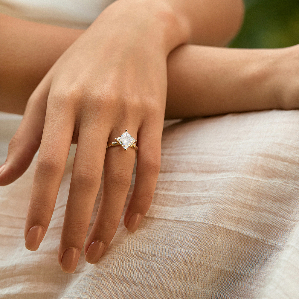Four-Prong Fireworks | 18K Yellow Gold | Wedding & Legacy Jewelry