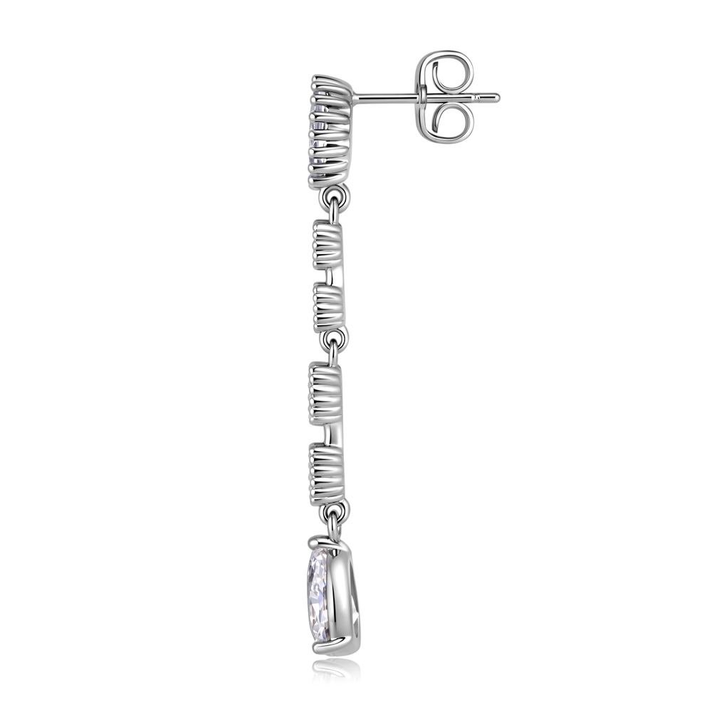 18K White Gold Wheat-Inspired Milgrain Drop Earrings | Graduated Multi-Stone Pear Lab-Grown Diamond Earrings
